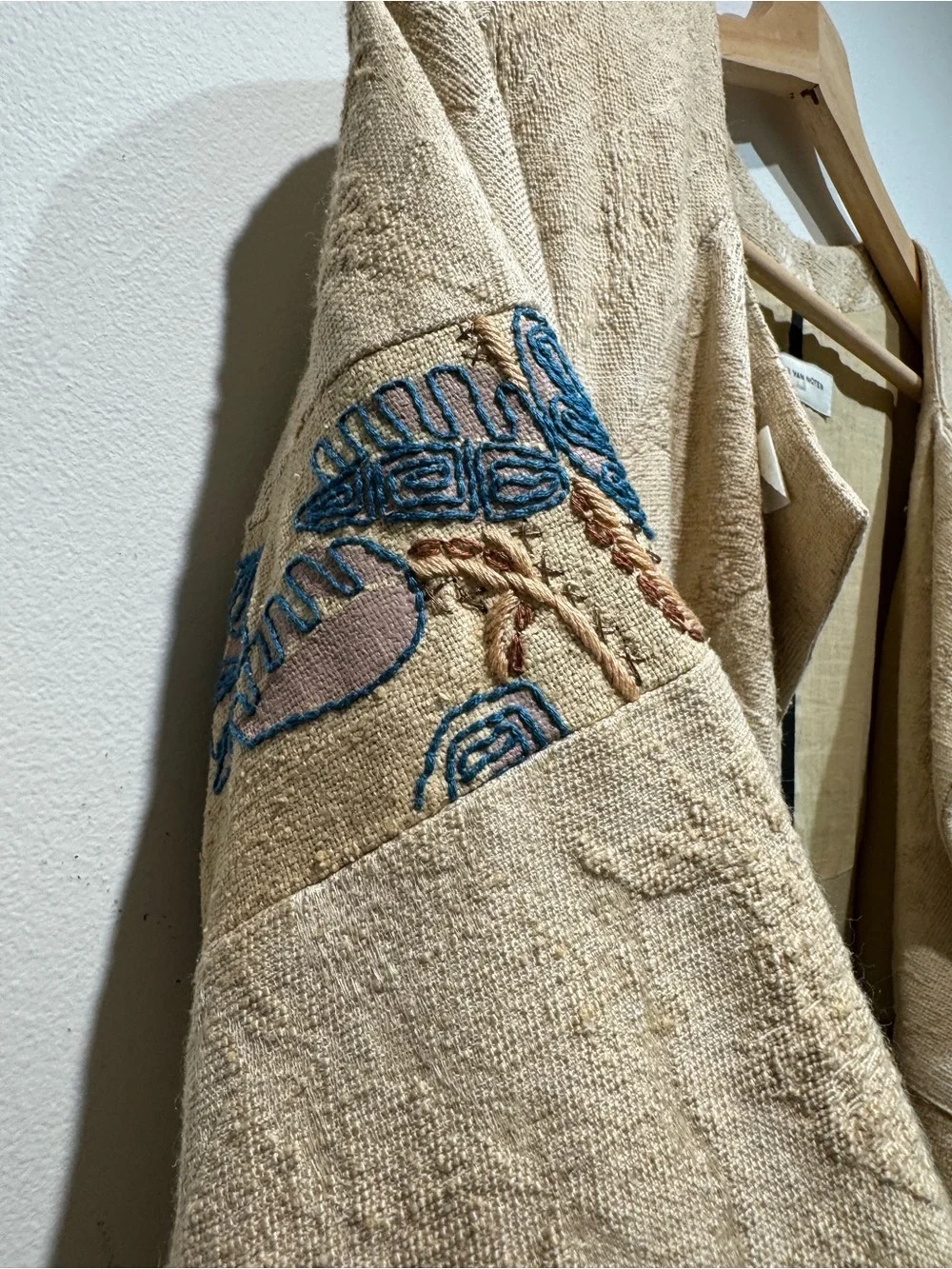 Unique Dries Van Noten Embroidered Beige Kimono Coat - Picture 6 of 15